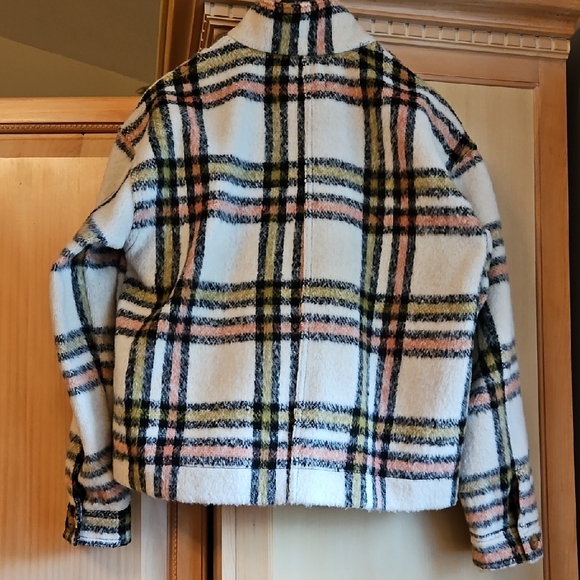 Bagatelle Plaid Teddy Jacket - Cream, Black, Pink - Picture 4 of 4